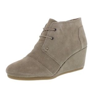 Women’s Toms Tan Desert Wedge Boots